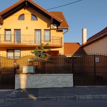 Апартаменти Casa Ienciu Сібіу Екстер'єр фото