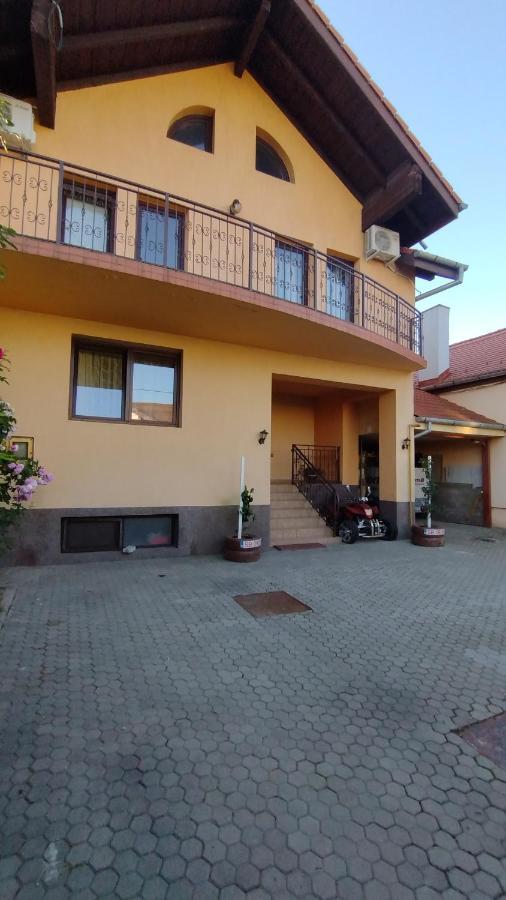 Апартаменти Casa Ienciu Сібіу Екстер'єр фото