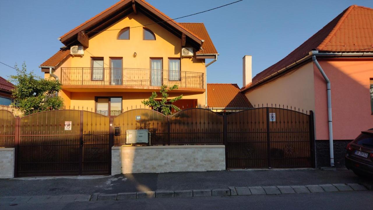 Апартаменти Casa Ienciu Сібіу Екстер'єр фото