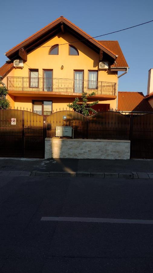 Апартаменти Casa Ienciu Сібіу Екстер'єр фото